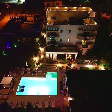 Mamaia Moments Villa, Mamaia Nord Năvodari Екстериор снимка