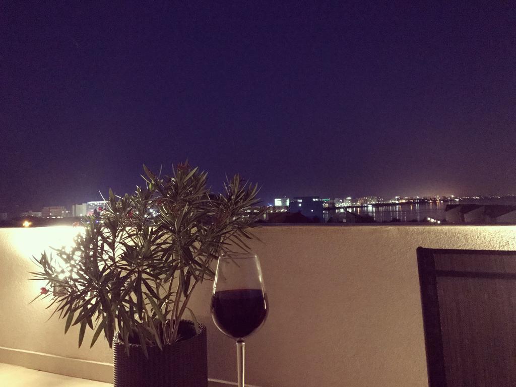 Mamaia Moments Villa, Mamaia Nord Năvodari Екстериор снимка